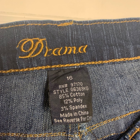 ⭐️Host Pick 7/24 Denim Skirt By Drama Sz 16⭐️ - Picture 3 of 8